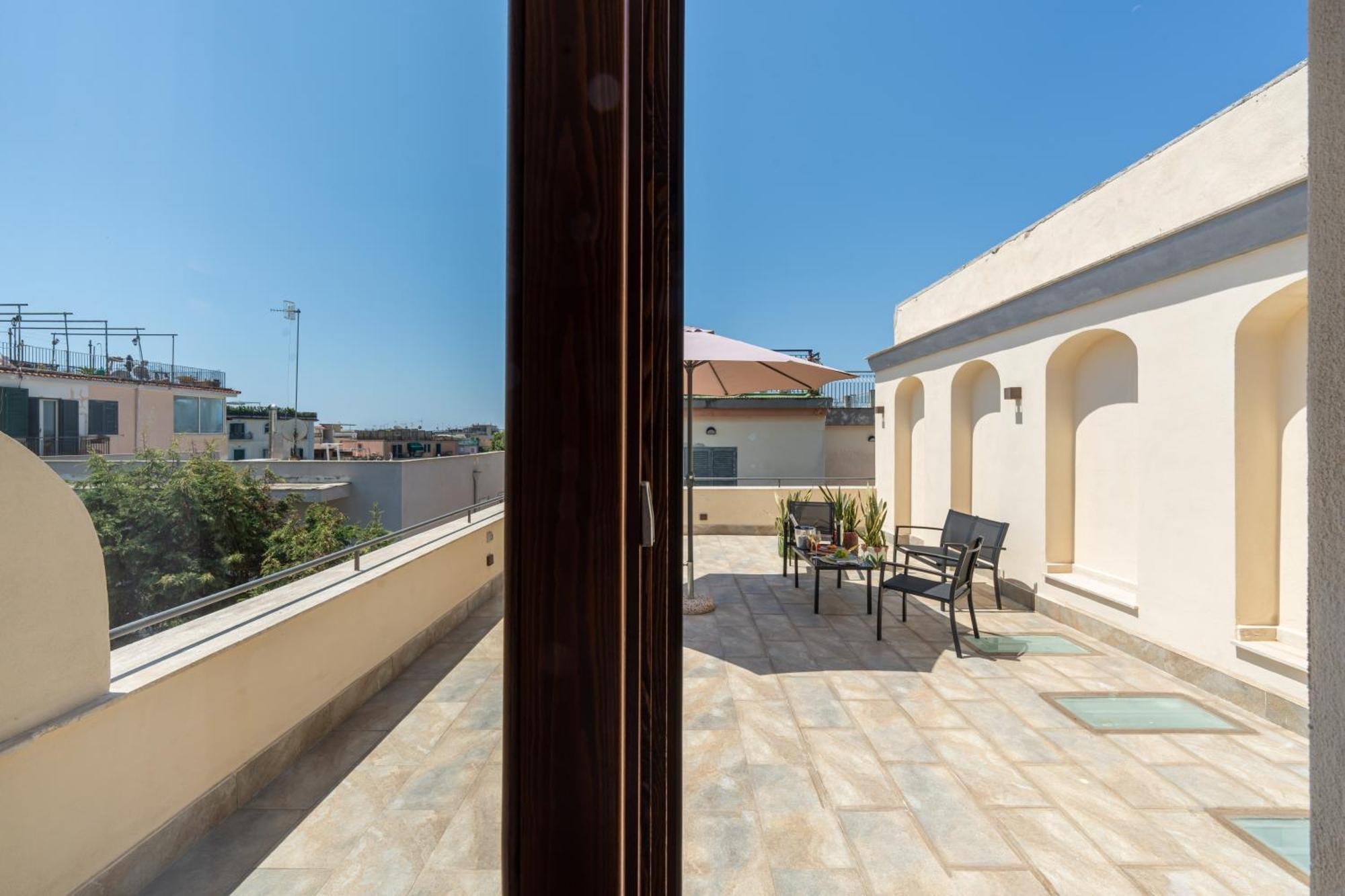 Boutique Hotel Palazzo Donna Iulia Pozzuoli Exterior foto