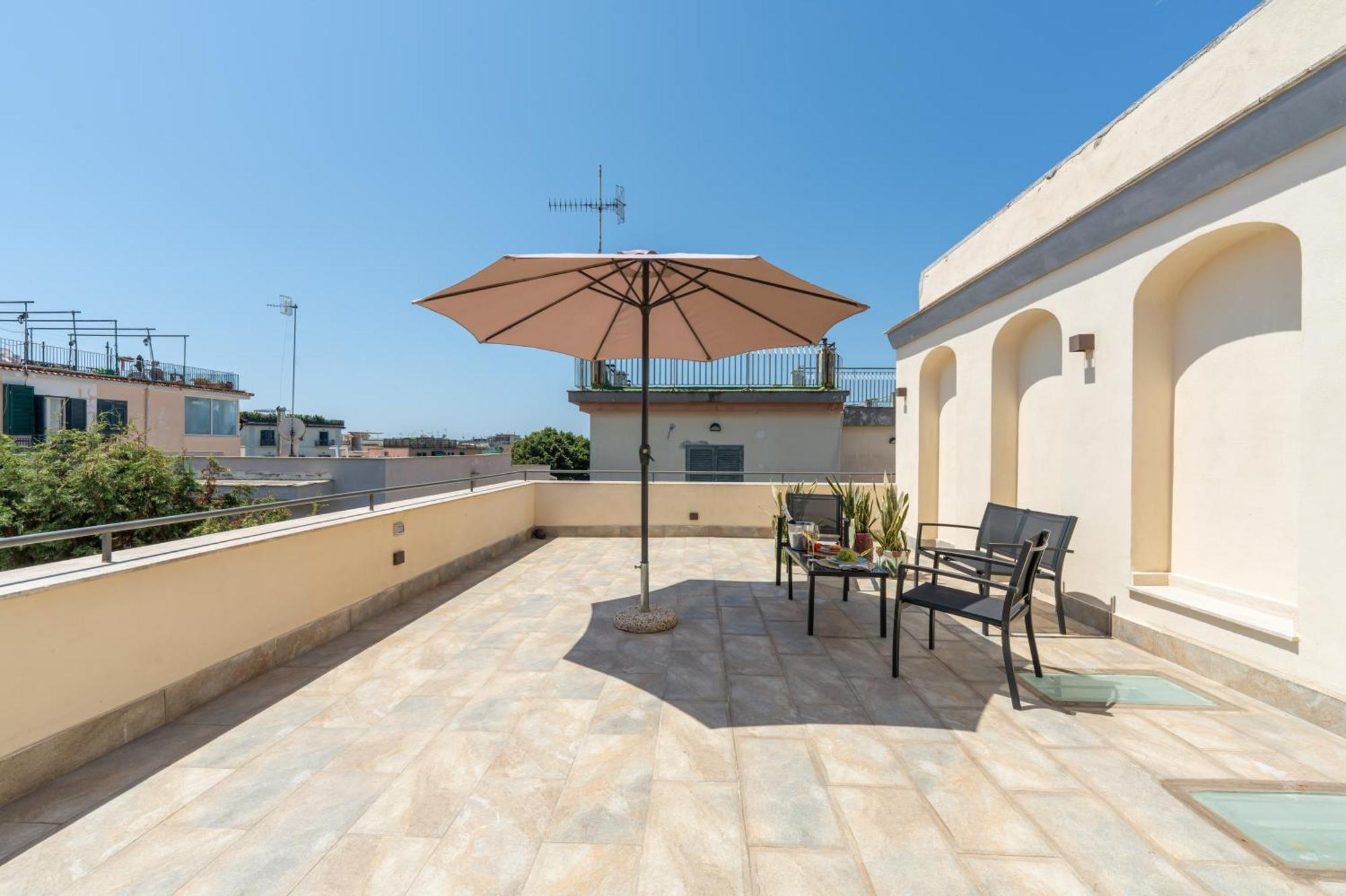 Boutique Hotel Palazzo Donna Iulia Pozzuoli Exterior foto