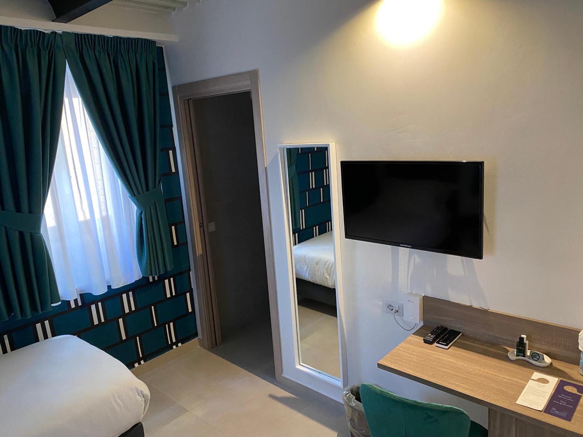 Boutique Hotel Palazzo Donna Iulia Pozzuoli Exterior foto