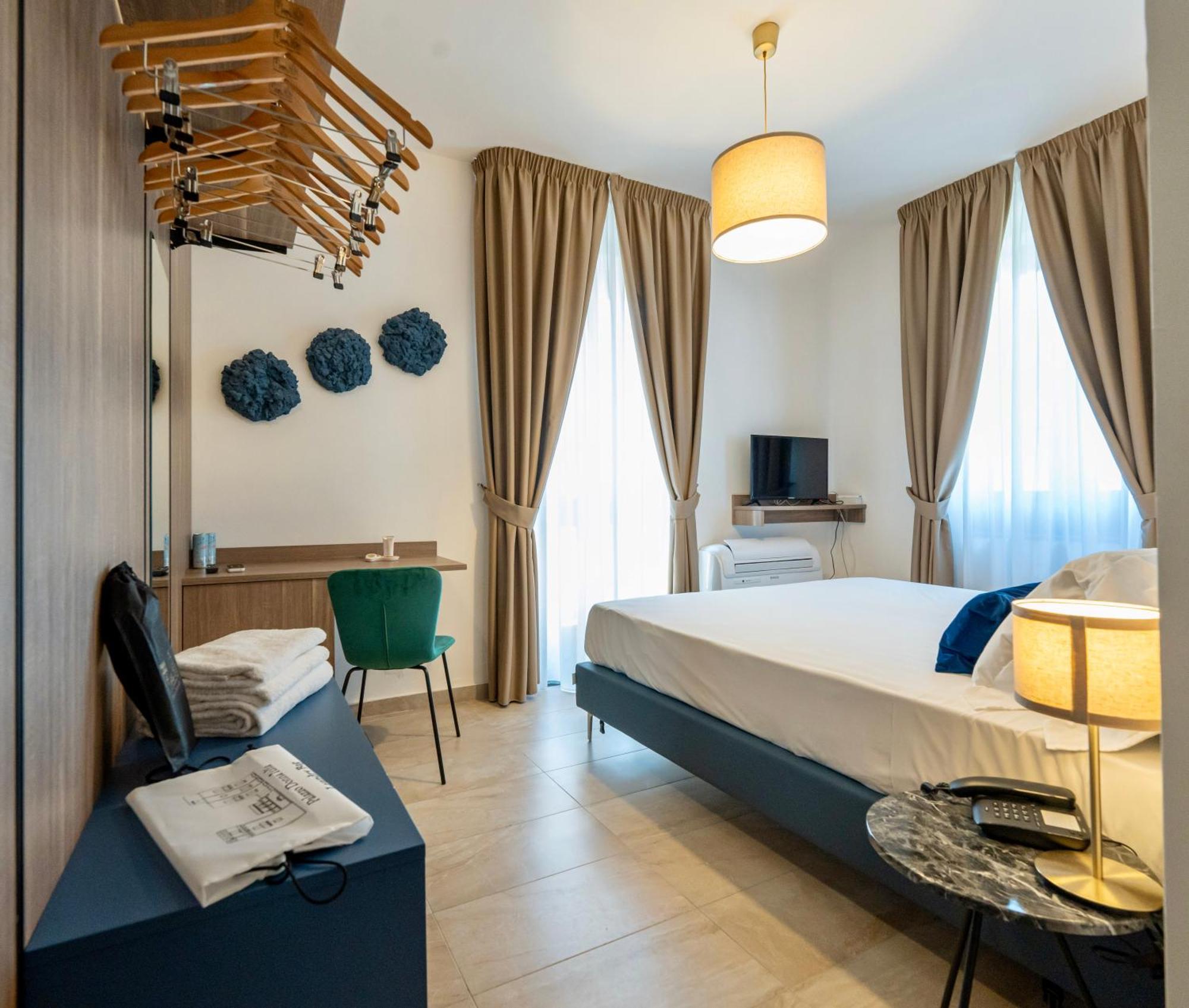 Boutique Hotel Palazzo Donna Iulia Pozzuoli Exterior foto