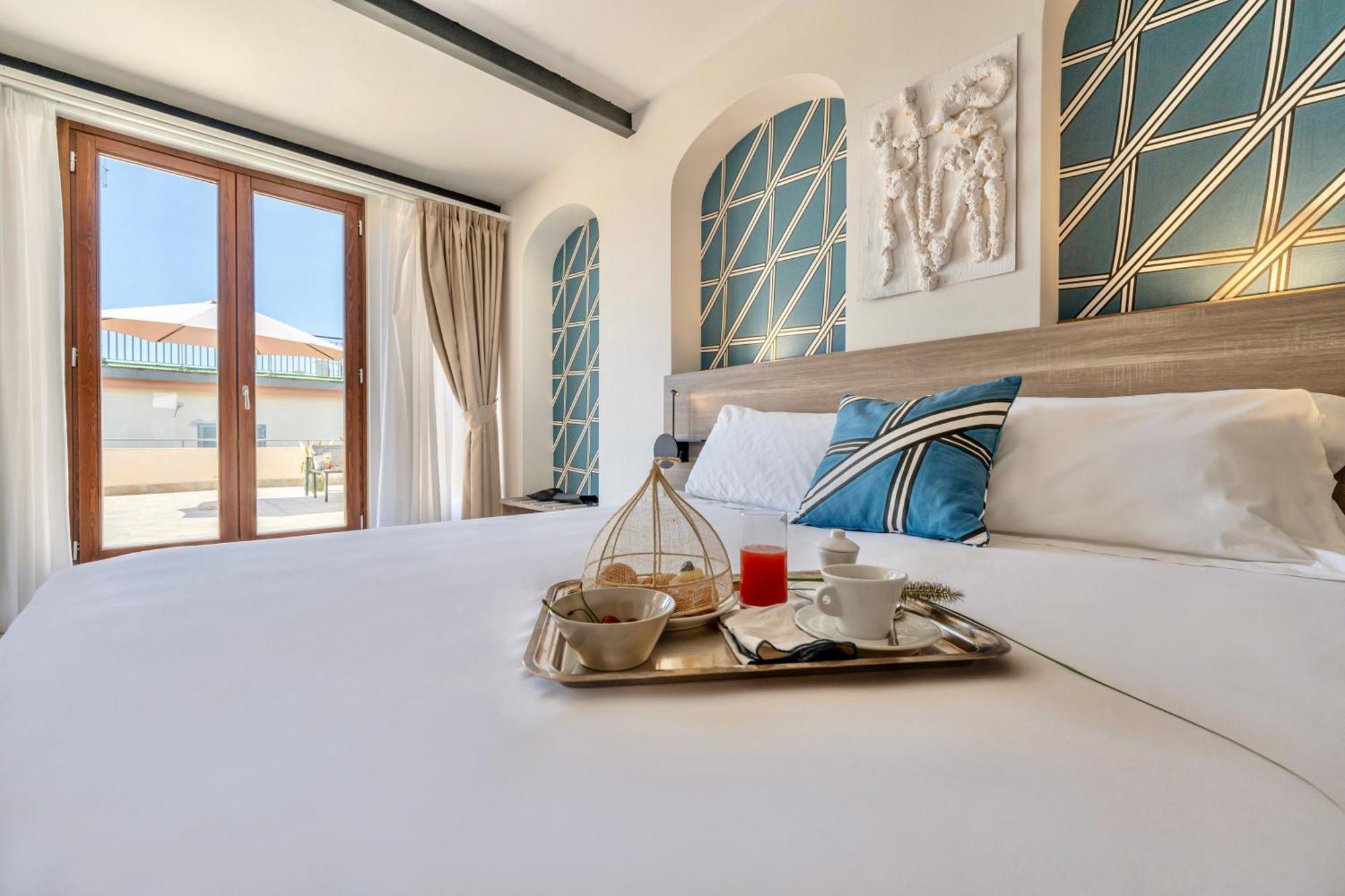 Boutique Hotel Palazzo Donna Iulia Pozzuoli Exterior foto