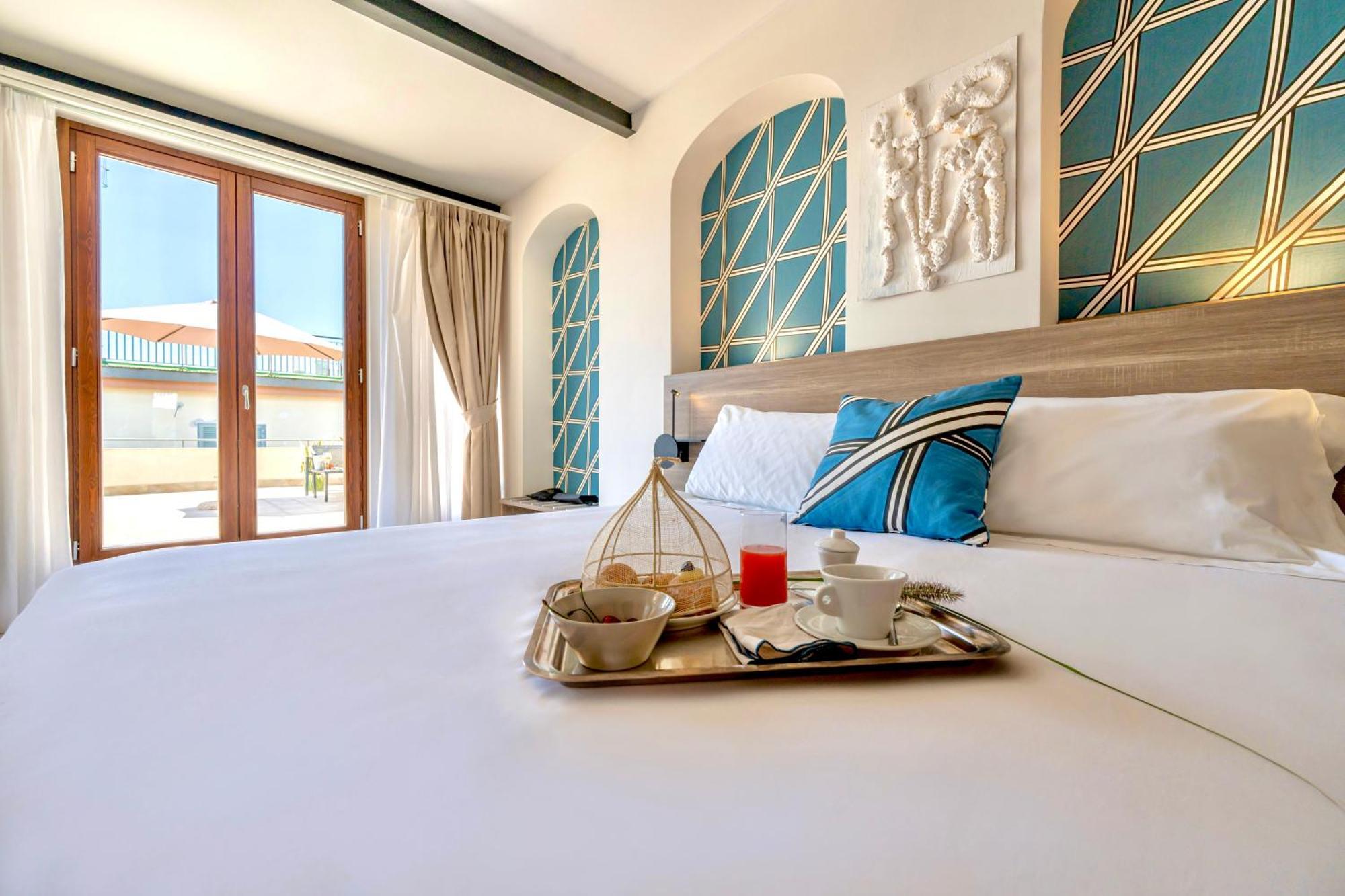 Boutique Hotel Palazzo Donna Iulia Pozzuoli Exterior foto